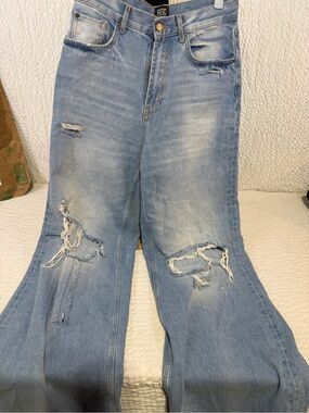 Urban Outfitters Light Blue Distressed Wide-Leg Jeans